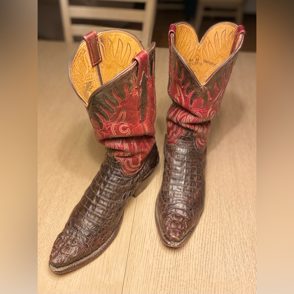 Lucchese Classic Brown Caiman boots 12D